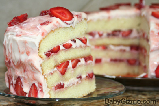 Vanilla Cake with Strawberry Cream Frosting Recipe